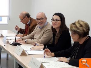 Alcaraz anuncia la celebración de un congreso que reunirá a representantes de todos los Centros Valencianos en el Exterior