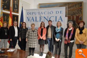 Maria Josep Amigó: «El conjunto de nuevos centros sociales favorecerán la igualdad de oportunidades» - (foto 4) Maria Josep Amigó: «El conjunto de nuevos centros sociales favorecerán la igualdad de oportunidades» - (foto 4)
