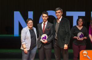 La Diputació reconoce la labor de las escuelas de los clubes valencianos en la Gala del Deporte de la Comunitat - (foto 3)