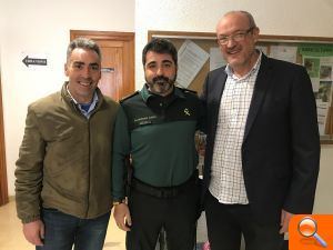 L'ajuntament del Poble Nou de Benitatxell paga la reparació del porta gran de la Guàrdia Civil de Xàbia - (foto 3)