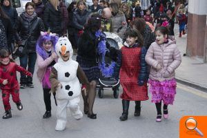 Fantasia i bon humor en els Carnestoltes de Callosa d'en Sarrià