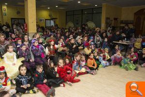 Fantasía y buen humor en los Carnavales de Callosa d’en Sarrià - (foto 5) Fantasía y buen humor en los Carnavales de Callosa d’en Sarrià - (foto 5)