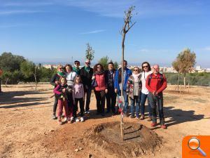 El jugador del cadet de la UD Alzira, Nacho Barberá, tindrà un arbre en la seua memòria