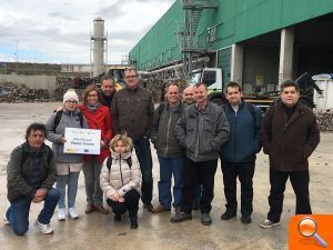 Els alumnes de Vinaròs Renova i Et Formem visiten la planta de reciclatge de Cervera - (foto 4) Els alumnes de Vinaròs Renova i Et Formem visiten la planta de reciclatge de Cervera - (foto 4)