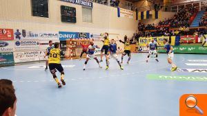 El Benidorm vence a los puntos en la pista del Bidasoa Irún