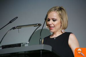 Carla Bernat brilla con luz propia en la noche de la Galanía - (foto 2)