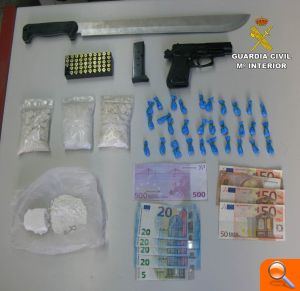 La Guardia Civil detiene a tres hombres gracias a las patrullas de seguridad ciudadana - (foto 2) La Guardia Civil detiene a tres hombres gracias a las patrullas de seguridad ciudadana - (foto 2)