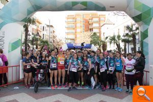 1400 participants viuen una històrica festa de l'esport femení a la I Cursa de la Dona d'Ontinyent