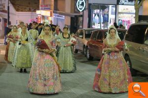 La Falla Calp Vell rinde homenaje a la patrona de Calp en la tradicional Ofrenda de flores - (foto 4)