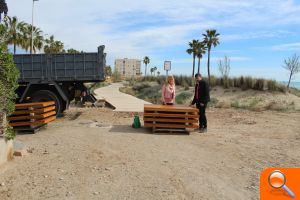 Nules utilitza materials nous en passarel·les i bancs de la zona marítima     - (foto 2)
