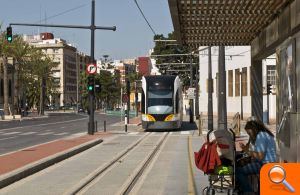 Metrovalencia modifica el servicio del tranvía por la Semana Santa Marinera