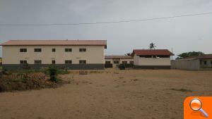 El IES Llombai celebra una gala intercultural con fines solidarios  - (foto 2)