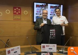 La Diputación impulsa el Infinitri Half Triathlon de Peñíscola 