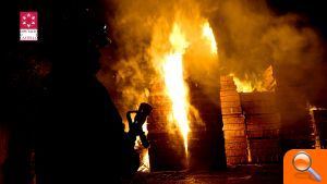 Es crema una serradora a Almassora - (foto 4) Es crema una serradora a Almassora - (foto 4)