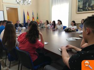 Delegación del Gobierno organiza charlas de internos del centro penitenciario Castellón II con estudiantes para prevenir sobre los riesgos de las drogas - (foto 2)