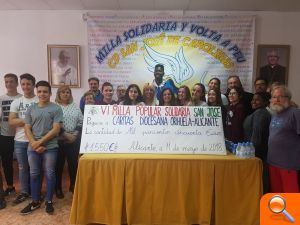 El Ayuntamiento hace entrega del cheque solidario del importe recaudado en la VI Milla Solidaria San José