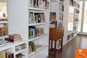 La nova Biblioteca municipal ha obert esta vesprada les seues portes - (foto 5)