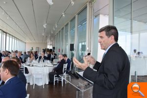 Aurelio Martínez: "La posición del puerto de Valencia es fruto del trabajo de toda la comunidad portuaria" - (foto 2)