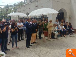 Inauguración del busto en honor al párroco José Castaño Sánchez