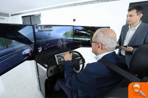 Alicante se une a la campaña preventiva de accidentes de tráfico con el uso del simulador de conducción entre los funcionarios - (foto 2)