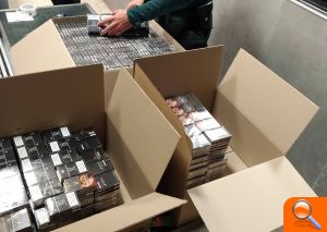 La Guardia Civil incauta alrededor de 2.100 cajetillas de tabaco ocultas en maletas