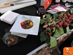 La cirera de la Vall de Gallinera exhibeix tot el seu potencial en una nova jornada de Menja’t la Marina - (foto 5) La cirera de la Vall de Gallinera exhibeix tot el seu potencial en una nova jornada de Menja’t la Marina - (foto 5)