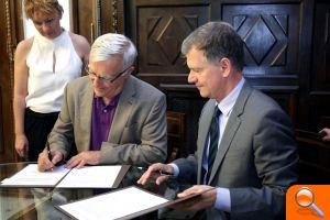 Valencia impulsa el servicio de ayuda al baño para las personas con diferentes capacidades - (foto 2)