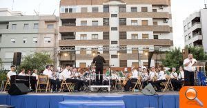 Almussafes coreja el repertori de Nino Bravo en el concert de la Societat Musical Lira Almussafense - (foto 3)