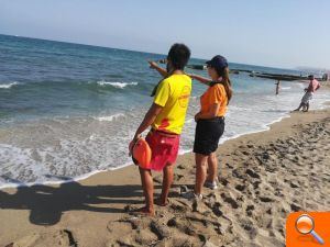 Una treintena de voluntarios de Protección Civil refuerzan el dispositivo de las playas de Alicante - (foto 3) Una treintena de voluntarios de Protección Civil refuerzan el dispositivo de las playas de Alicante - (foto 3)