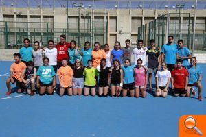 L'equip d'handbol potencia les habilitats dels seus alumnes del campus d'estiu - (foto 3) L'equip d'handbol potencia les habilitats dels seus alumnes del campus d'estiu - (foto 3)