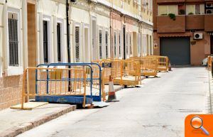 Empiezan las renovaciones de la red de agua potable en la calle Padre Jorge María - (foto 2)