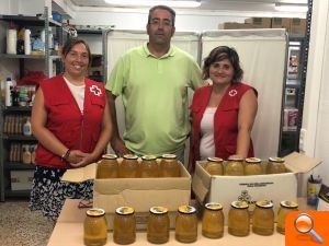 Agricultura destina més de 40 pots de mel a la Creu Roja