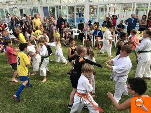 El Poble Nou de Benitatxell adquirix un tatami per a millorar les instal·lacions esportives - (foto 2) El Poble Nou de Benitatxell adquirix un tatami per a millorar les instal·lacions esportives - (foto 2)