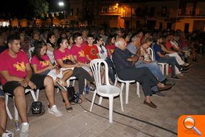 Musical “Festa Major” a la plaça del poble - (foto 2)