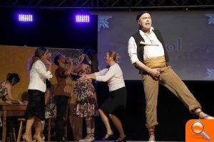 Musical “Festa Major” a la plaça del poble - (foto 5)