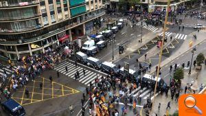 La Unió de Periodistes censura “l'intent d'intimidar novament” als periodistes durant el 9 d'Octubre 