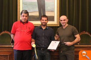 Enric Porcar recibe al campeón del mundo de casting - (foto 2)