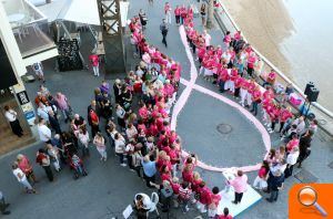 Benidorm conmemora el Día Internacional contra el Cáncer de Mama