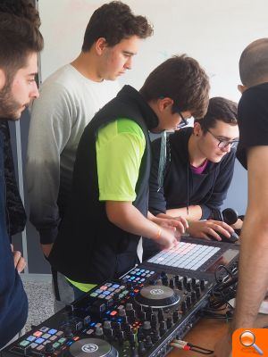 Más de 800 personas asisten al Tech Day Camp de Túria - (foto 3)