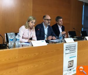 Experts en comunicació i lingüística debaten sobre la multidisciplinarietat, la globalització i els entorns multilingües