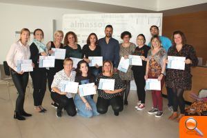 El curso de monitores de comedor escolar de Almassora consigue la inserción laboral