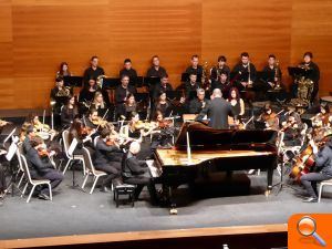 La Orquesta Sinfónica La Paz llenó l’Auditori de La Nucía