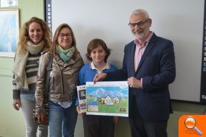 Dos xiquets d'Alboraia reben un premi per representar el camí de l'aigua fins que arriba a l'aixeta - (foto 3)