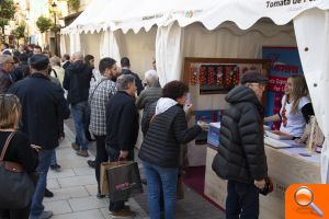 Moliner y Martín Berasategui inauguran una multitudinaria Feria de Turismo Gastronómico Castelló Ruta de Sabor - (foto 2) Moliner y Martín Berasategui inauguran una multitudinaria Feria de Turismo Gastronómico Castelló Ruta de Sabor - (foto 2)