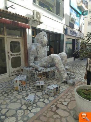 Les zones comercials d'Altea s'omplen d'art amb 'Compra amb Art' - (foto 3) Les zones comercials d'Altea s'omplen d'art amb 'Compra amb Art' - (foto 3)