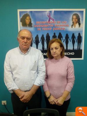 Las familias españolas de las saharauis secuestradas en el Sáhara denuncian su utilización como arma de guerra