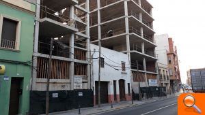 L'ajuntament reposarà les voreres dels carrers de Salvador Mestre Parra i de la carretera de Gabriel Ciscar - (foto 4)