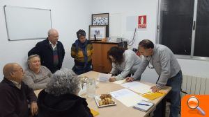 Las asociaciones La Dinamo y Huertos Municipales La Coscollosa firman un convenio de colaboración - (foto 2)