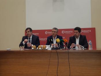 Climent continua a Oriola la ronda de visites a les cambres de Comerç de la Comunitat