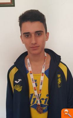 El Club d'Atletisme Safor Delikia Sport aconsegueix 12 medalles en el campionat provincial individual cadet - (foto 4)